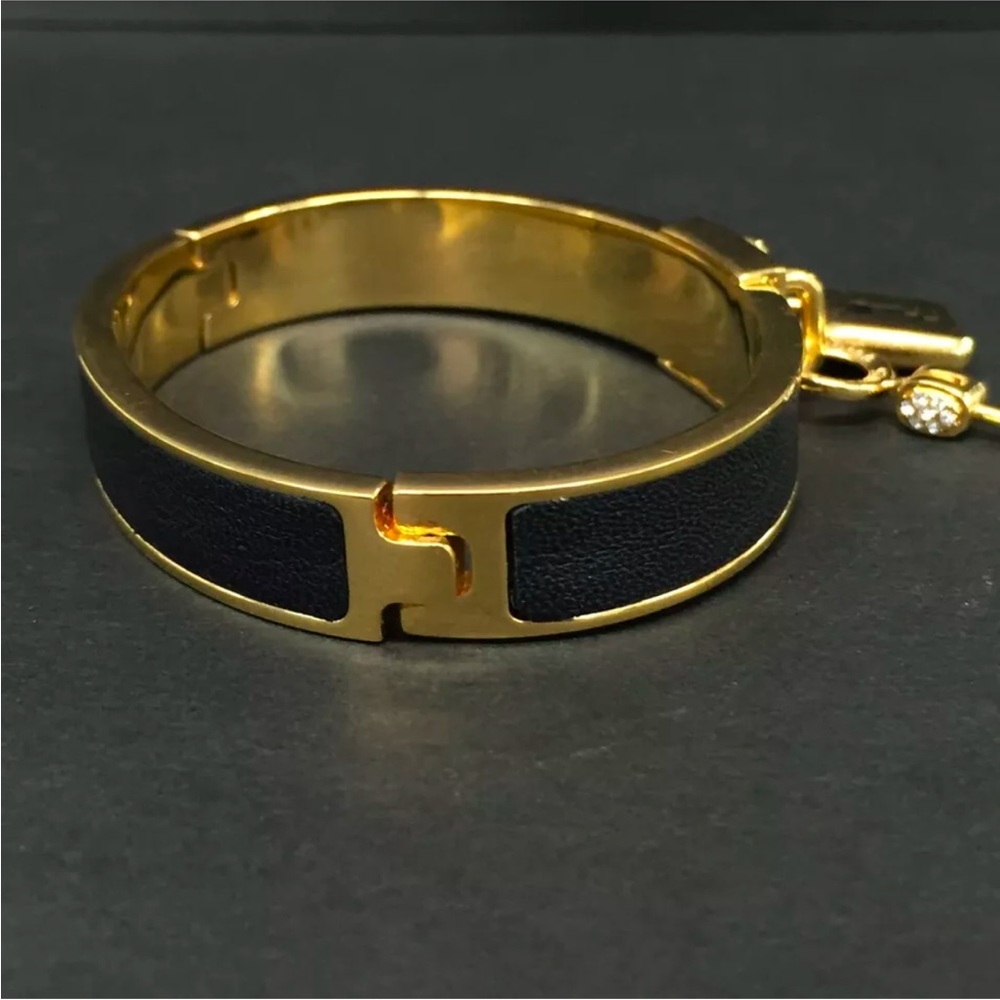 Fendi Master key Bangle - Picture 9 of 10